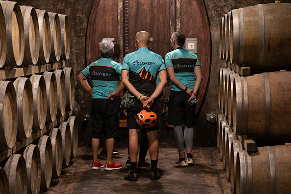 E-bike tour e wine tasting a Montefalco con visita della cantina Scacciadiavoli. Umbria my Love