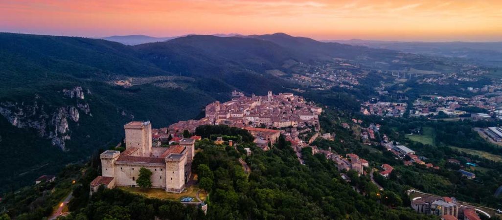 Tour dei borghi umbri in 5 giorni: visita guidata del borgo di Narni storica e archeologica. Umbria my Love